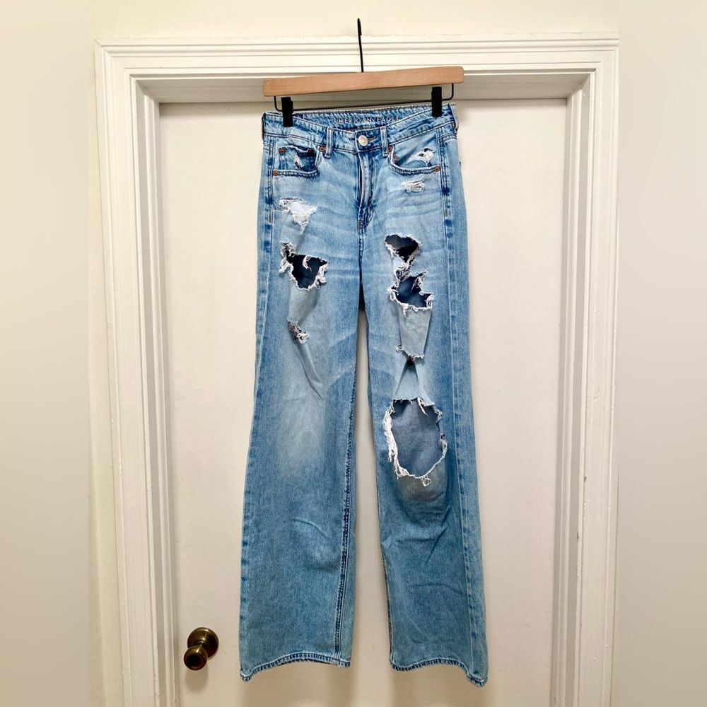 American Eagle Wide Leg Skater Jeans women’s Size 4 Distressed